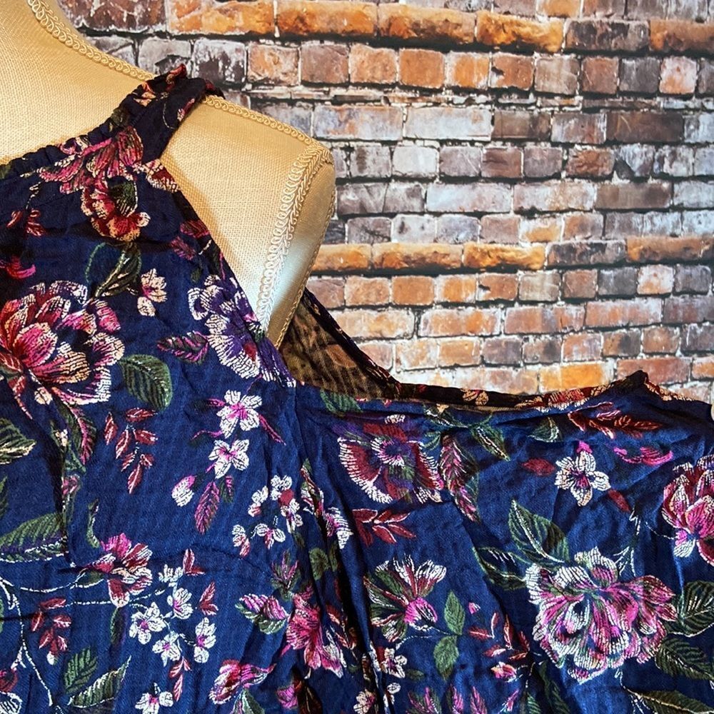 NWT Torrid Navy Floral Crinkle Gauze Blouse - Picture 5 of 9
